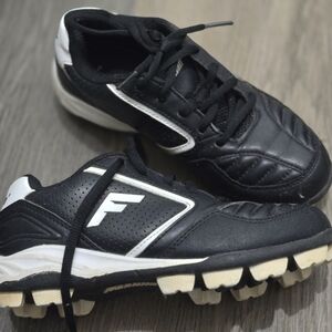 Black and White Sneakers with Classic Design